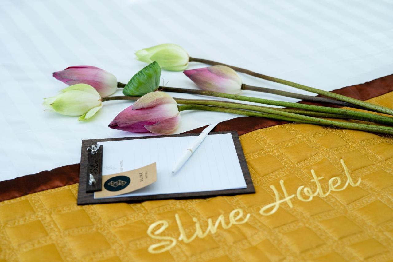 Sline Hotel Hue Exterior photo