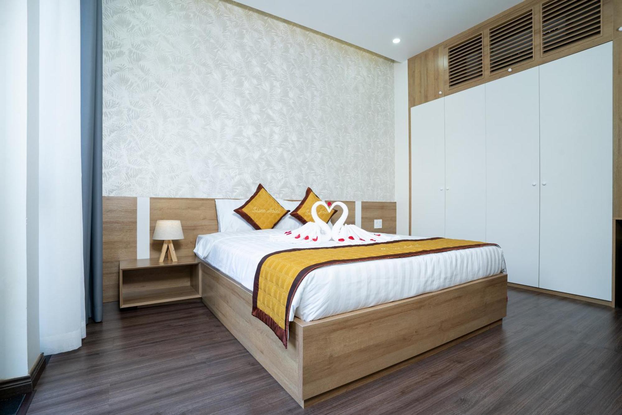 Sline Hotel Hue Exterior photo